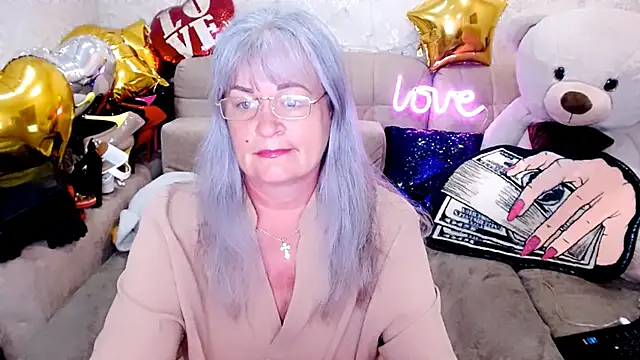 Snapshot of SiberiabBerry chatting on June 11, 3:37 am SiberiabBerry online show from June 11, 3:37 am