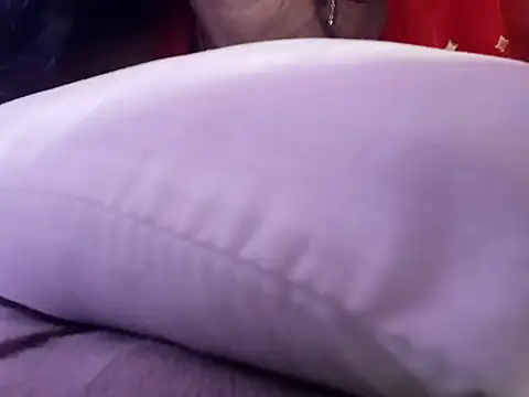 Snapshot of sexy_m23 chatting on February 24, 3:23 am sexy m23 online show from February 24, 3:23 am