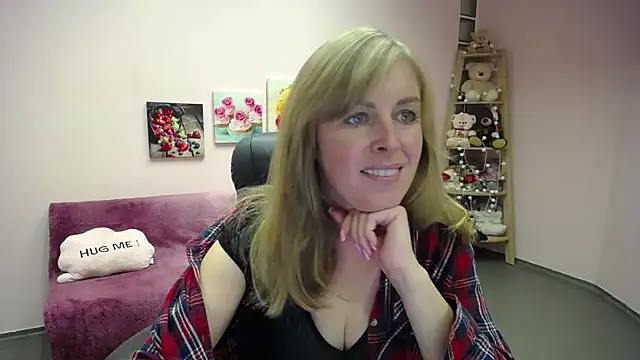 Hot Milady online show from October 1, 7:47 am