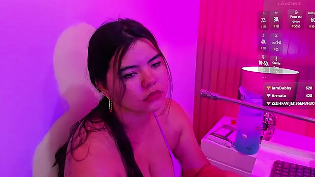 klhoe boobs online show from February 19, 3:46 am