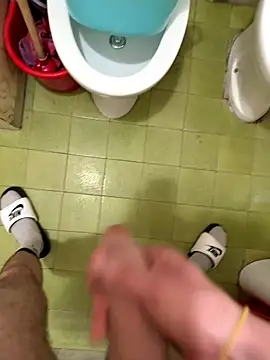 Snapshot of Miky_21 chatting on September 15, 6:02 am Miky 21 online show from September 15, 6:02 am