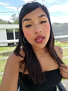 Snapshot of Mariangel_11 chatting on October 23, 2:05 pm Mariangel 11 online show from October 23, 2:05 pm