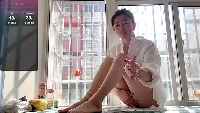 Snapshot of QianF-666 chatting on December 30, 3:14 am QianF-666 online show from December 30, 3:14 am