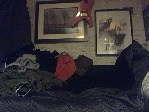 Snapshot of Gman143187 chatting on December 21, 8:07 am Gman143187 online show from December 21, 8:07 am