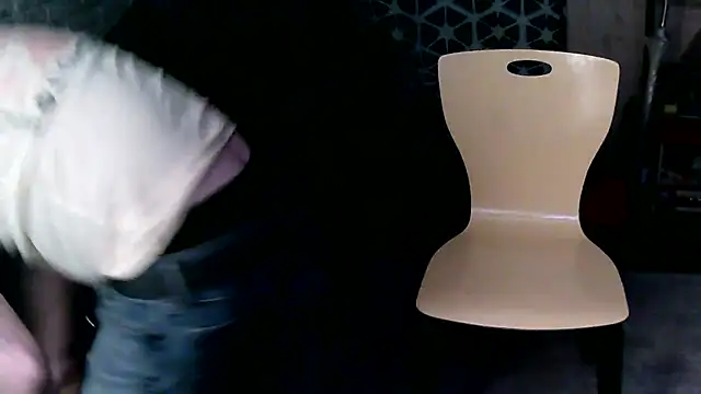 Snapshot of Gman143187 chatting on March 17, 8:09 pm Gman143187 online show from March 17, 8:09 pm