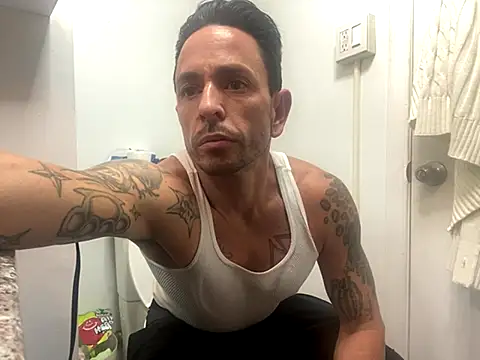 Snapshot of Gman143187 chatting on October 8, 6:55 am Gman143187 online show from October 8, 6:55 am