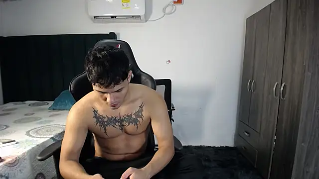 man dur07 online show from January 23, 8:13 pm