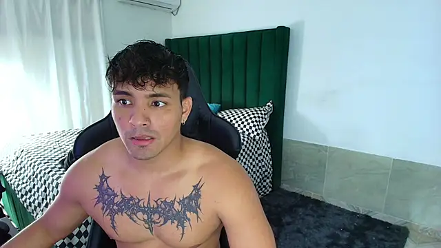 man dur07 online show from February 2, 8:51 pm