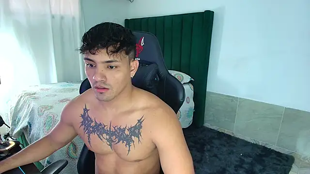 man dur07 online show from March 3, 8:15 pm