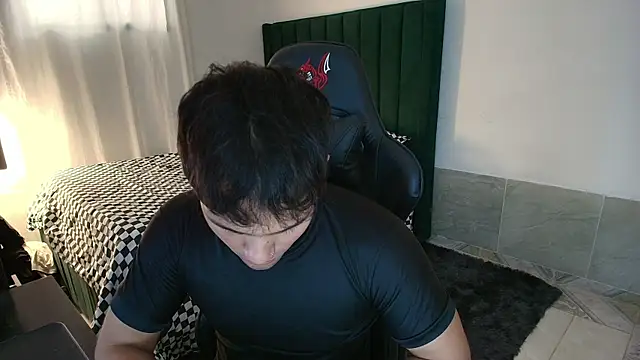 man dur07 online show from June 13, 8:51 pm
