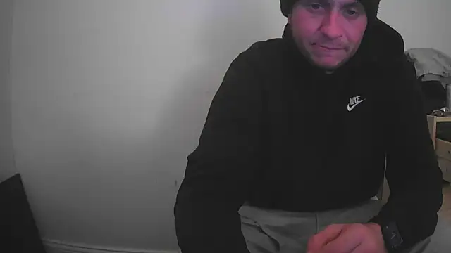 Snapshot of Posh_marc chatting on December 18, 9:15 am Posh marc online show from December 18, 9:15 am