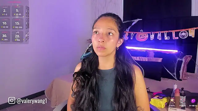 Valery wang online show from October 8, 11:30 am