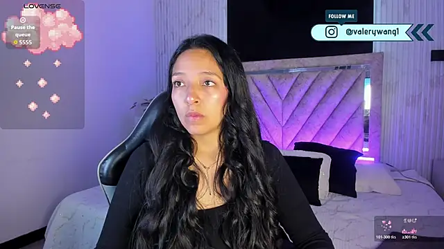 Valery wang online show from December 16, 11:59 am