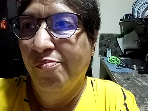 Snapshot of florecita69 chatting on March 7, 7:49 pm florecita69 online show from March 7, 7:49 pm