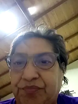 Snapshot of florecita69 chatting on March 13, 4:16 am florecita69 online show from March 13, 4:16 am