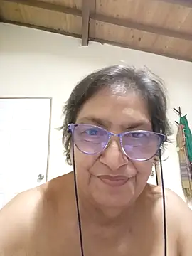 Snapshot of florecita69 chatting on October 16, 2:40 pm florecita69 online show from October 16, 2:40 pm