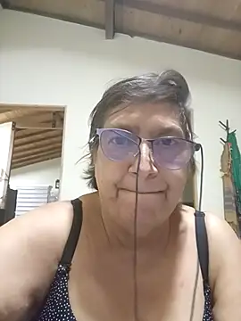 Snapshot of florecita69 chatting on October 22, 11:26 pm florecita69 online show from October 22, 11:26 pm