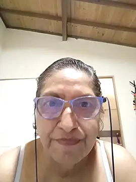 Snapshot of florecita69 chatting on November 7, 2:17 pm florecita69 online show from November 7, 2:17 pm