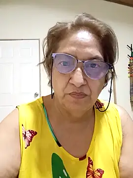 Snapshot of florecita69 chatting on November 13, 3:27 am florecita69 online show from November 13, 3:27 am