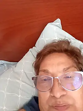 Snapshot of florecita69 chatting on November 19, 12:16 pm florecita69 online show from November 19, 12:16 pm