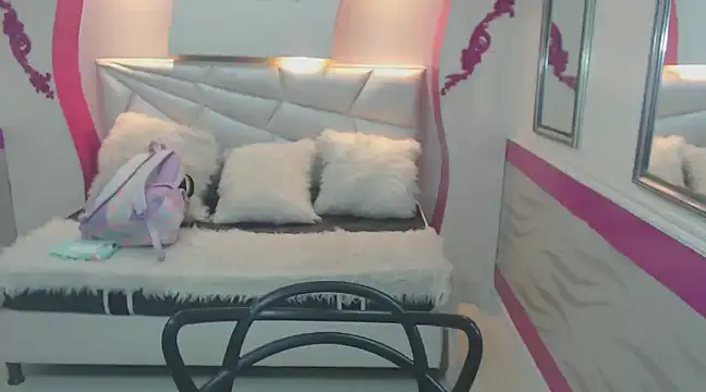 Mayaa ross online show from December 19, 6:45 am