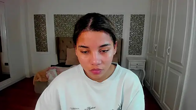 Mayaa ross online show from September 25, 2:04 am