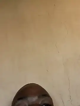 Snapshot of BIGBLACKCOOCK24- chatting on March 4, 5:56 pm BIGBLACKCOOCK24- online show from March 4, 5:56 pm