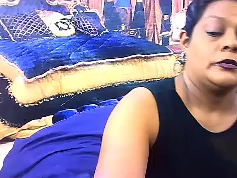 Snapshot of indianCherryPie chatting on November 3, 5:20 am indianCherryPie online show from November 3, 5:20 am