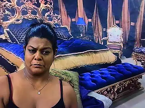 Snapshot of indianCherryPie chatting on November 21, 6:28 pm indianCherryPie online show from November 21, 6:28 pm