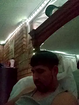 Snapshot of christphor chatting on December 26, 7:13 am christphor online show from December 26, 7:13 am