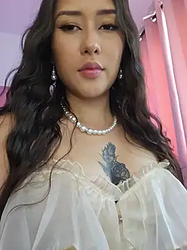 Snapshot of Selena_blake chatting on June 30, 8:10 pm Selena blake online show from June 30, 8:10 pm