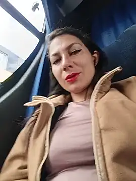 Snapshot of VALERY-03_ chatting on July 6, 5:59 pm VALERY-03 online show from July 6, 5:59 pm