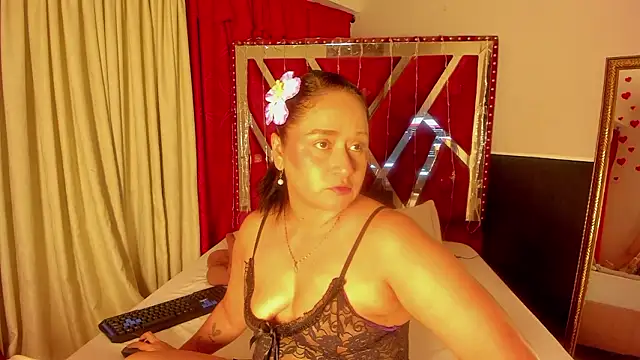 MicaelaHot  online show from March 18, 3:09 am