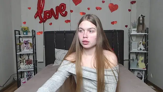 LaraPika online show from February 13, 6:09 am