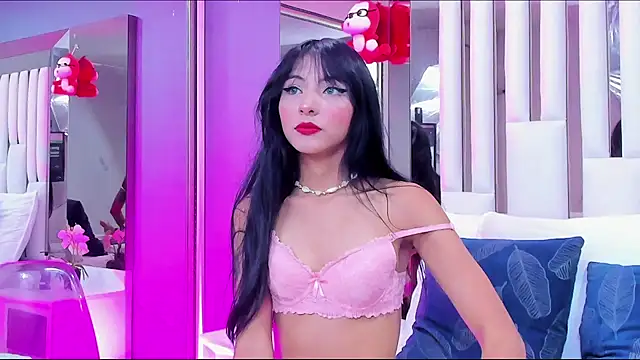 Snapshot of Kitty_Eliffe chatting on January 30, 7:37 pm Kitty Eliffe online show from January 30, 7:37 pm