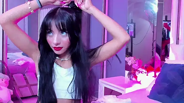 Snapshot of Kitty_Eliffe chatting on February 21, 7:21 pm Kitty Eliffe online show from February 21, 7:21 pm