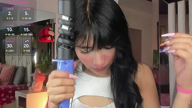 Snapshot of Kitty_Eliffe chatting on October 18, 10:43 pm Kitty Eliffe online show from October 18, 10:43 pm