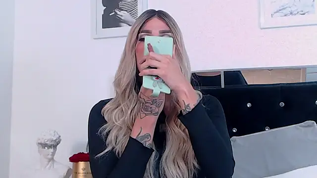 ZikaruRichie online show from December 19, 11:07 am