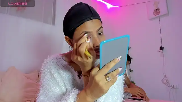 catalina and roger online show from February 7, 12:06 pm