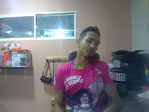 Snapshot of jeremy_scott chatting on September 16, 1:56 pm jeremy scott online show from September 16, 1:56 pm