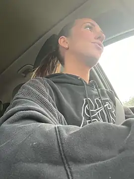 Snapshot of lola_tentatiion chatting on February 28, 8:42 am lola tentatiion online show from February 28, 8:42 am