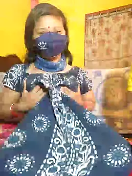 indiancouple09 online show from January 27, 11:33 pm