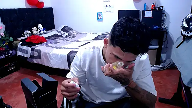 freddy romas online show from May 15, 11:01 pm