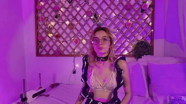 anietorres online show from January 4, 10:34 pm