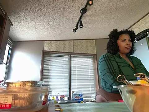 TheeGoddessAset online show from March 17, 11:54 pm