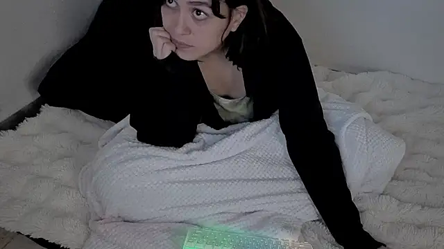 soysara15 online show from March 18, 2:20 pm