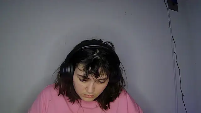 Snapshot of soysara15 chatting on June 20, 8:11 pm soysara15 online show from June 20, 8:11 pm
