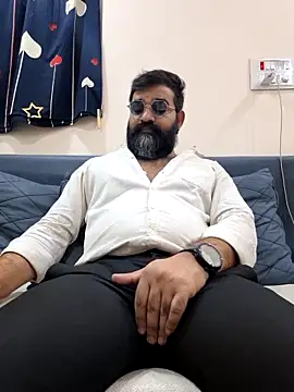Fun Guuy online show from April 25, 4:04 am