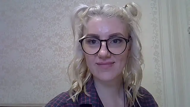 Pabonya91 online show from February 6, 8:13 pm