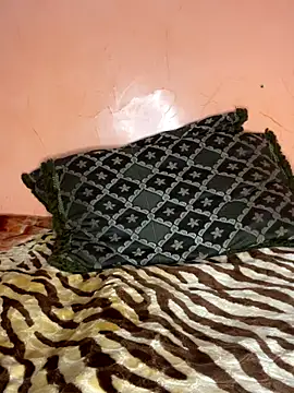 Lalou online show from November 17, 10:21 am